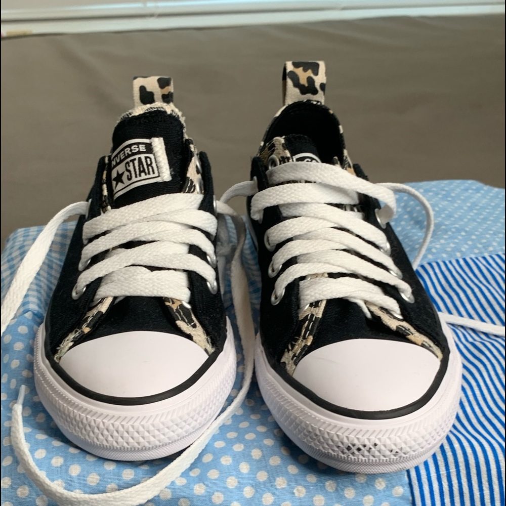 Converse Low Top Chucks Cheetah Print Black Shoes